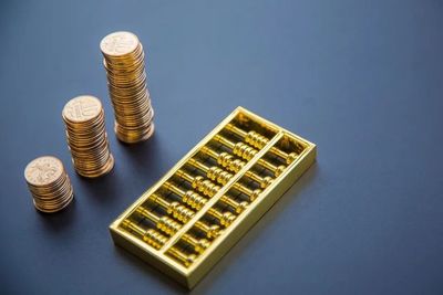 家族控股与金饰零售的资本博弈 百亿收入背后的对赌清理